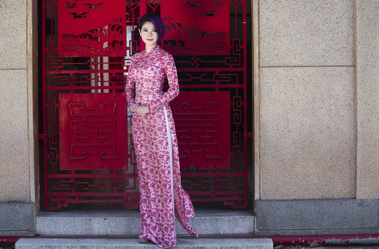 Thanh Thao la mat khi de toc tim mac ao dai-Hinh-4